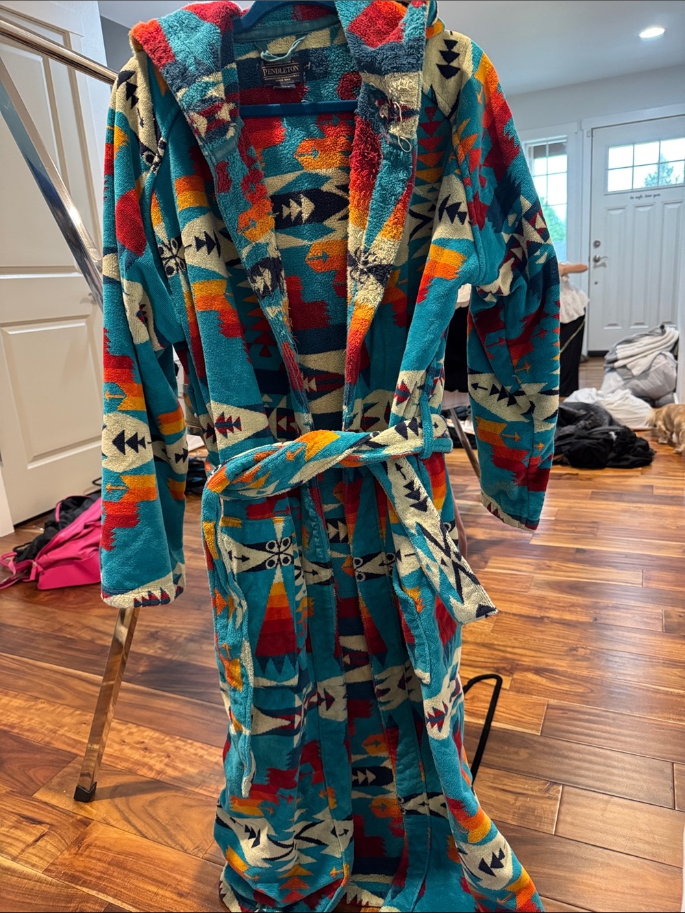 Pendleton Turquoise Red Orange Patterned Hooded Robe